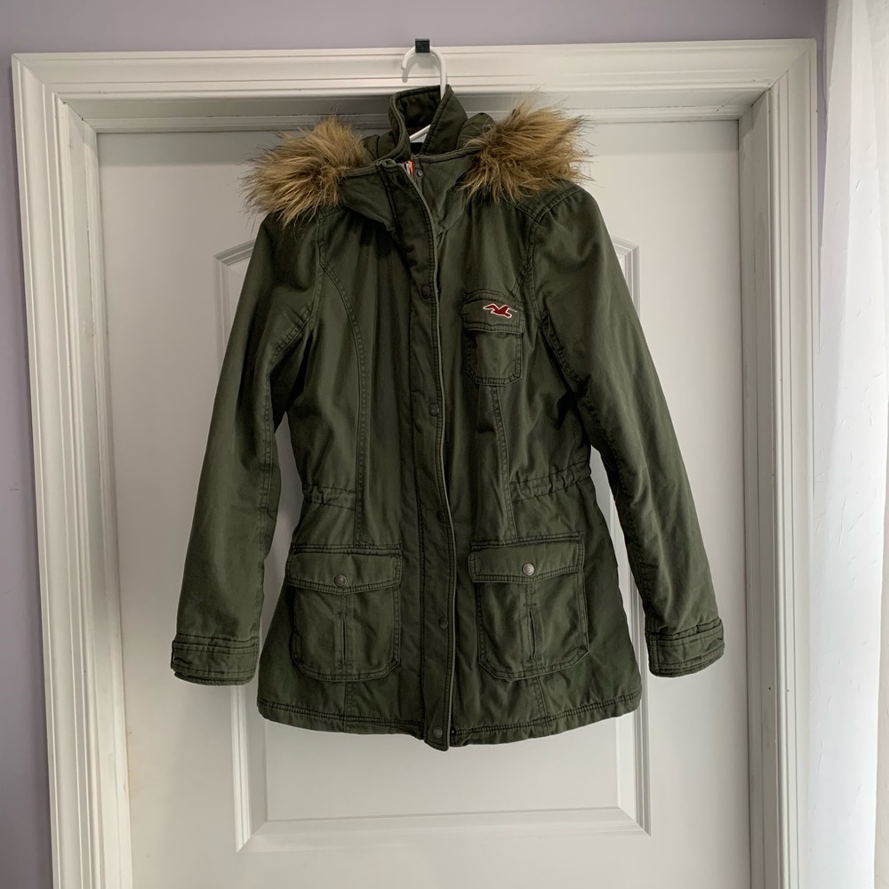 HOLLISTER WINTER COAT